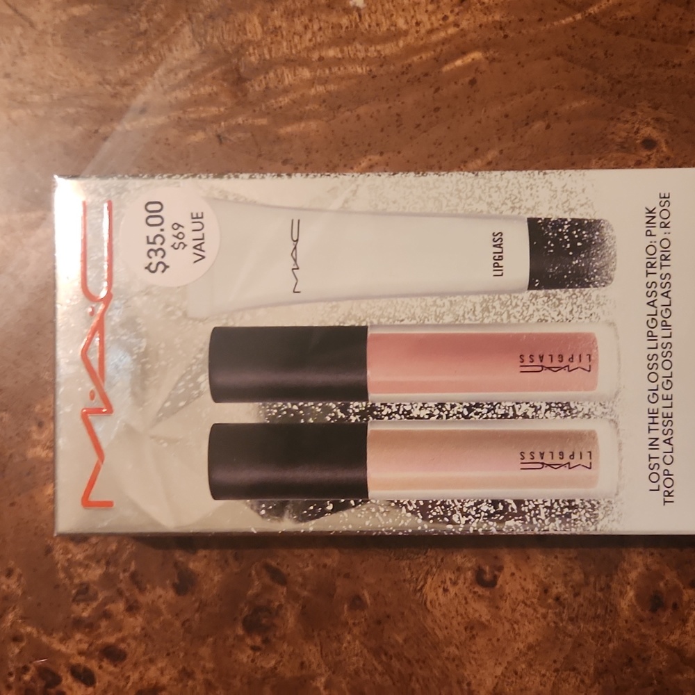 MAC LOST IN THE GLOSS LIPGLASS TRIO